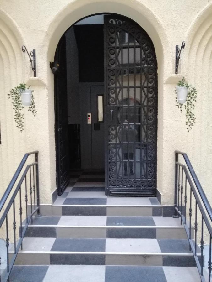 Studio Apartman Kocka Belgrad Exteriör bild