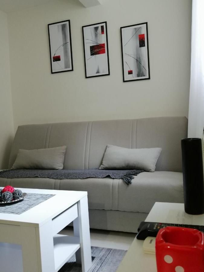 Studio Apartman Kocka Belgrad Exteriör bild